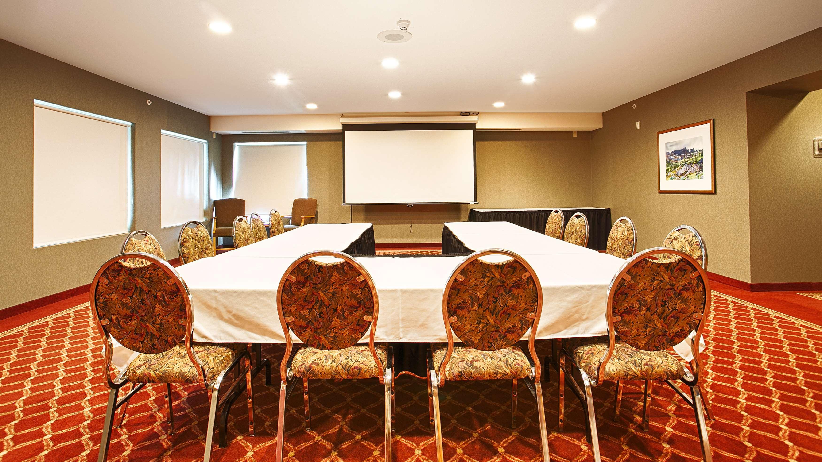 Best Western Plus Valemount Inn & Suites Екстер'єр фото